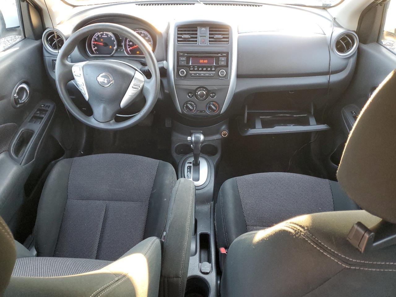 2017 NISSAN VERSA