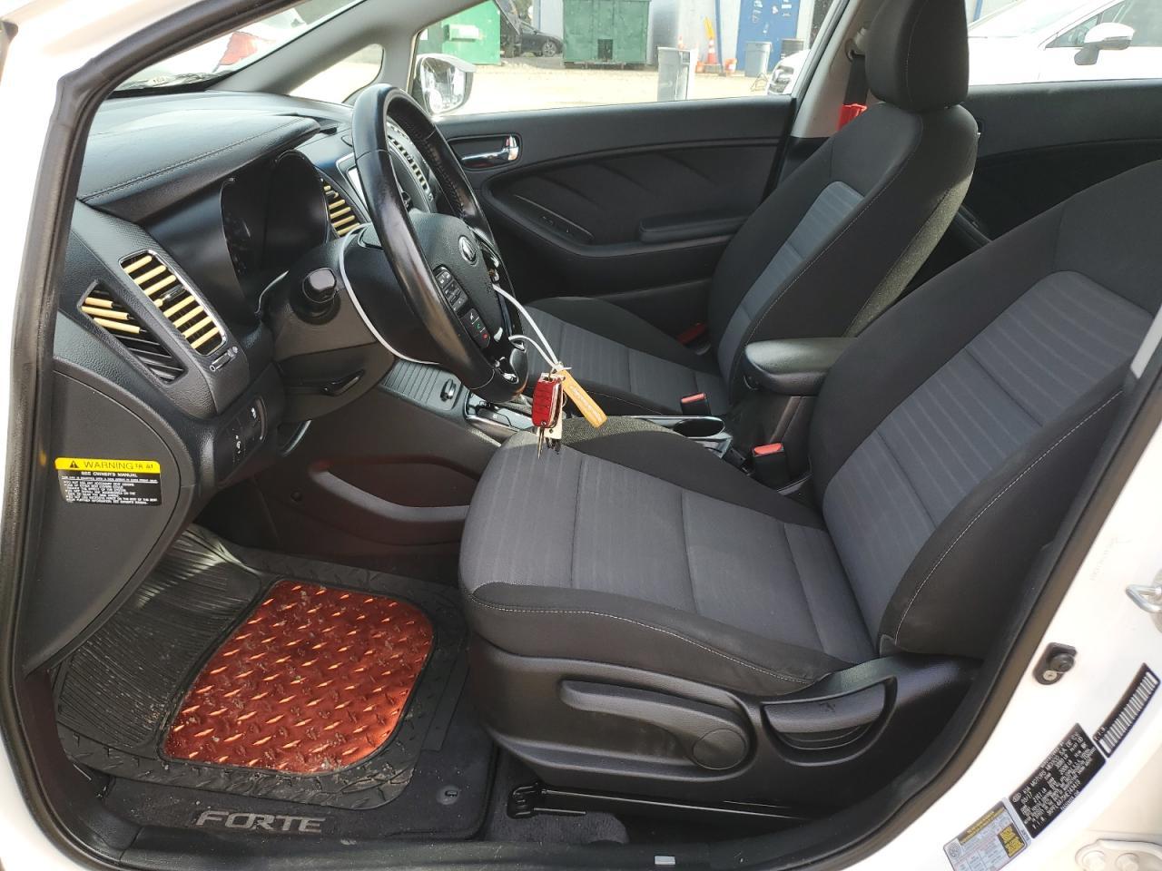 2017 KIA FORTE