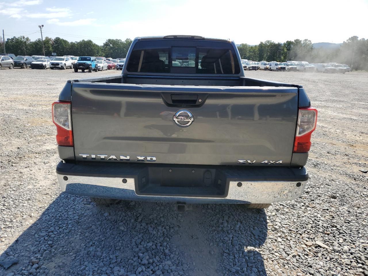 2016 NISSAN Titan