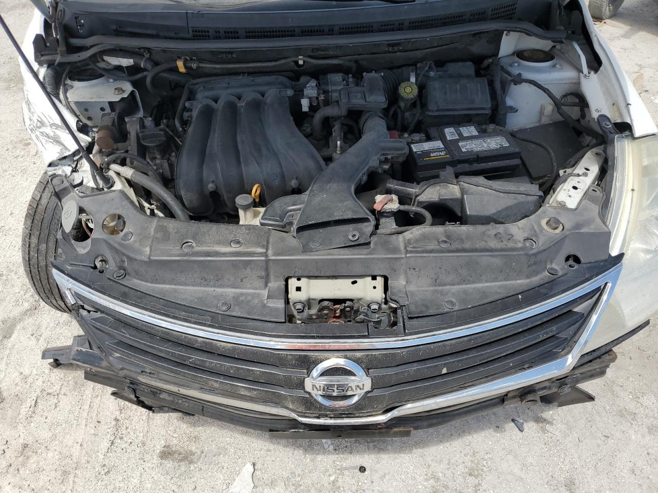 2012 NISSAN VERSA