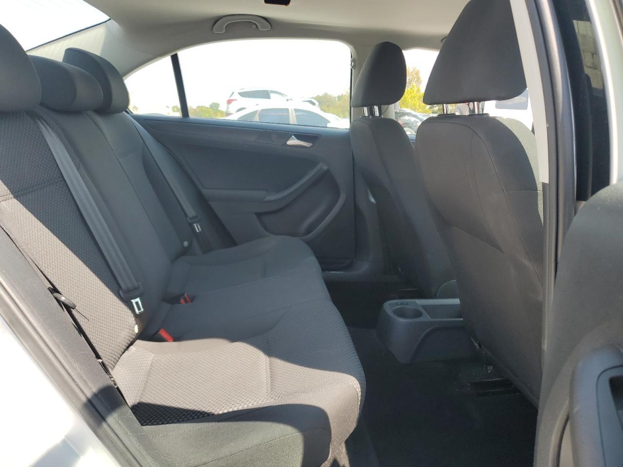 2012 VOLKSWAGEN JETTA
