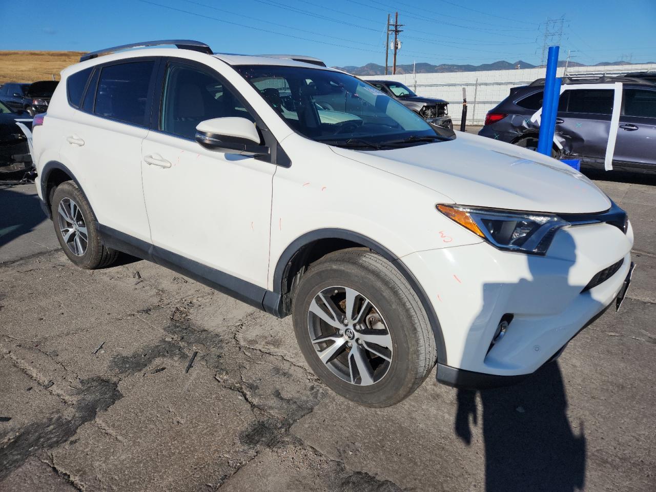 2017 TOYOTA RAV4
