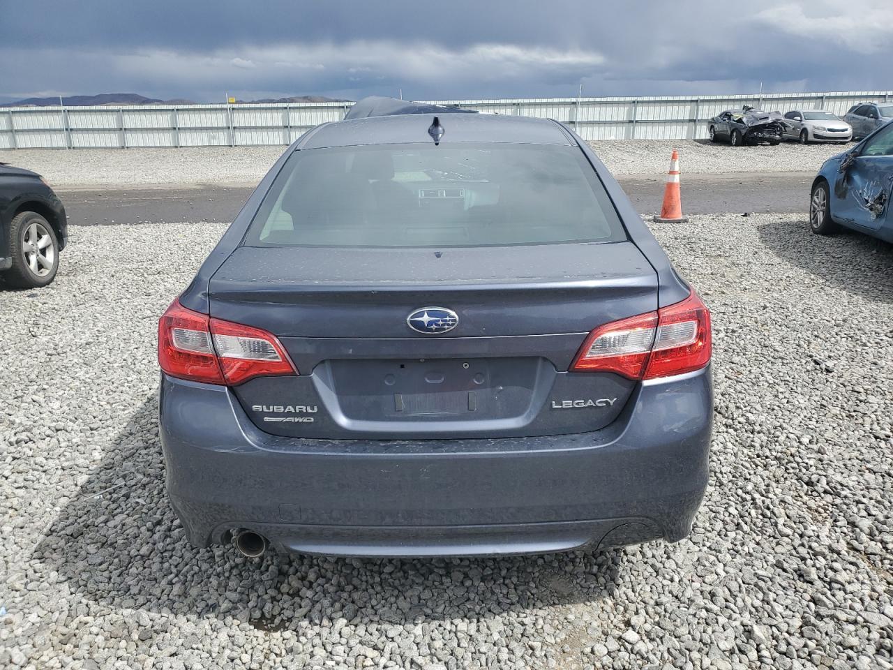 2016 SUBARU Legacy