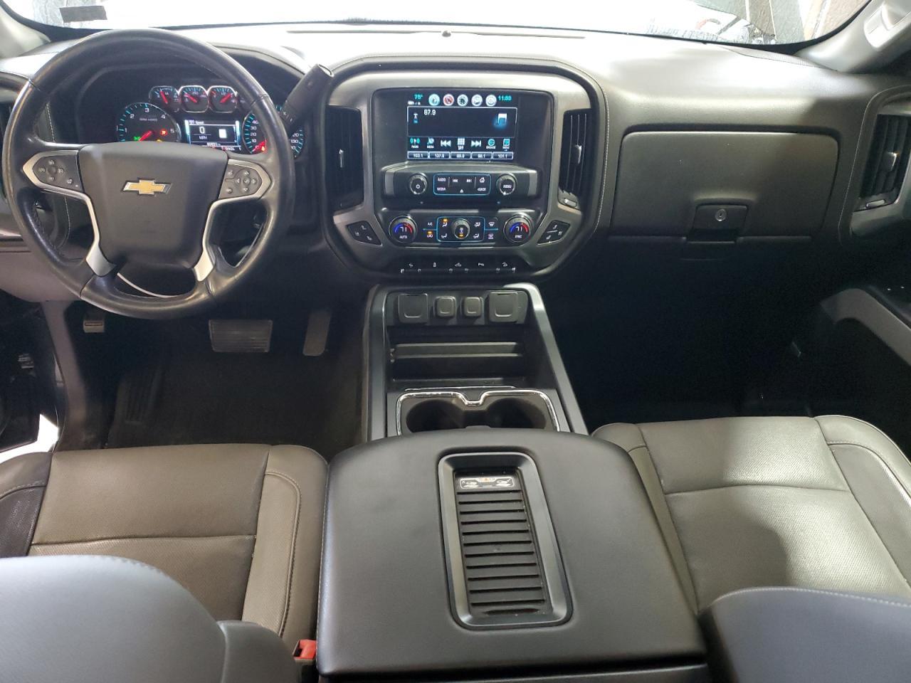 2018 CHEVROLET Silverado