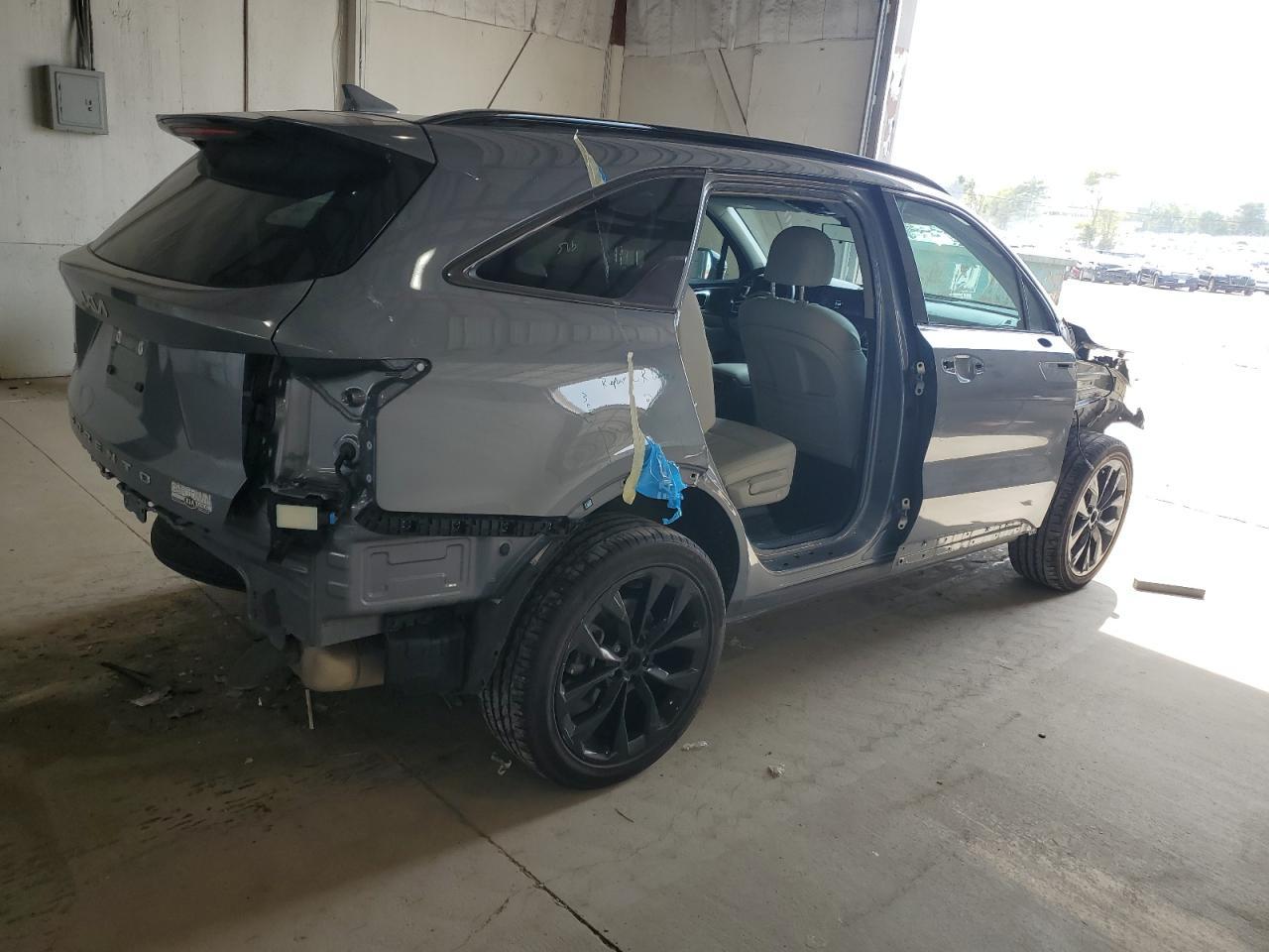2022 KIA SORENTO
