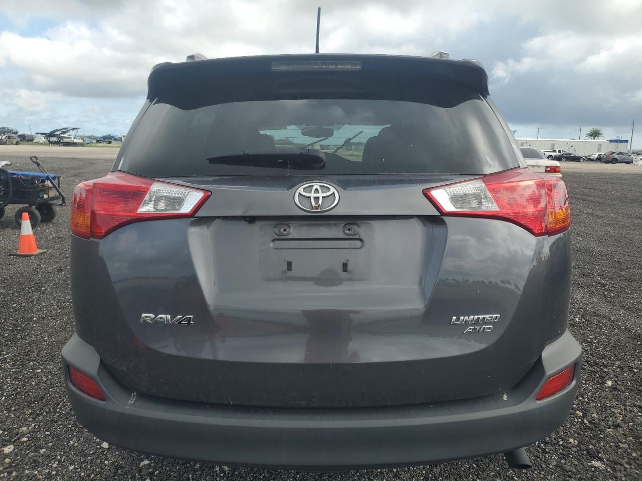 2015 TOYOTA RAV4