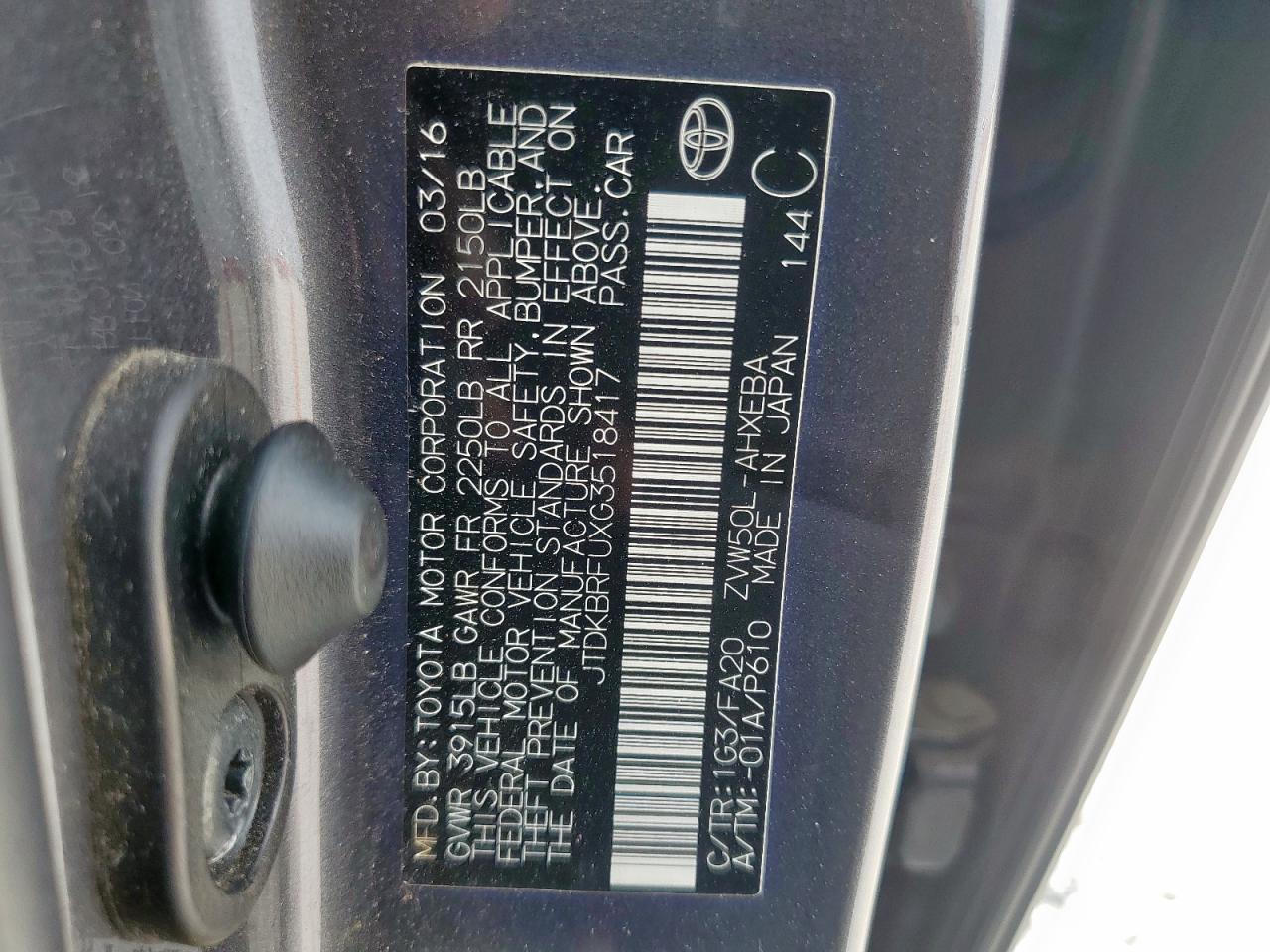 2016 TOYOTA PRIUS