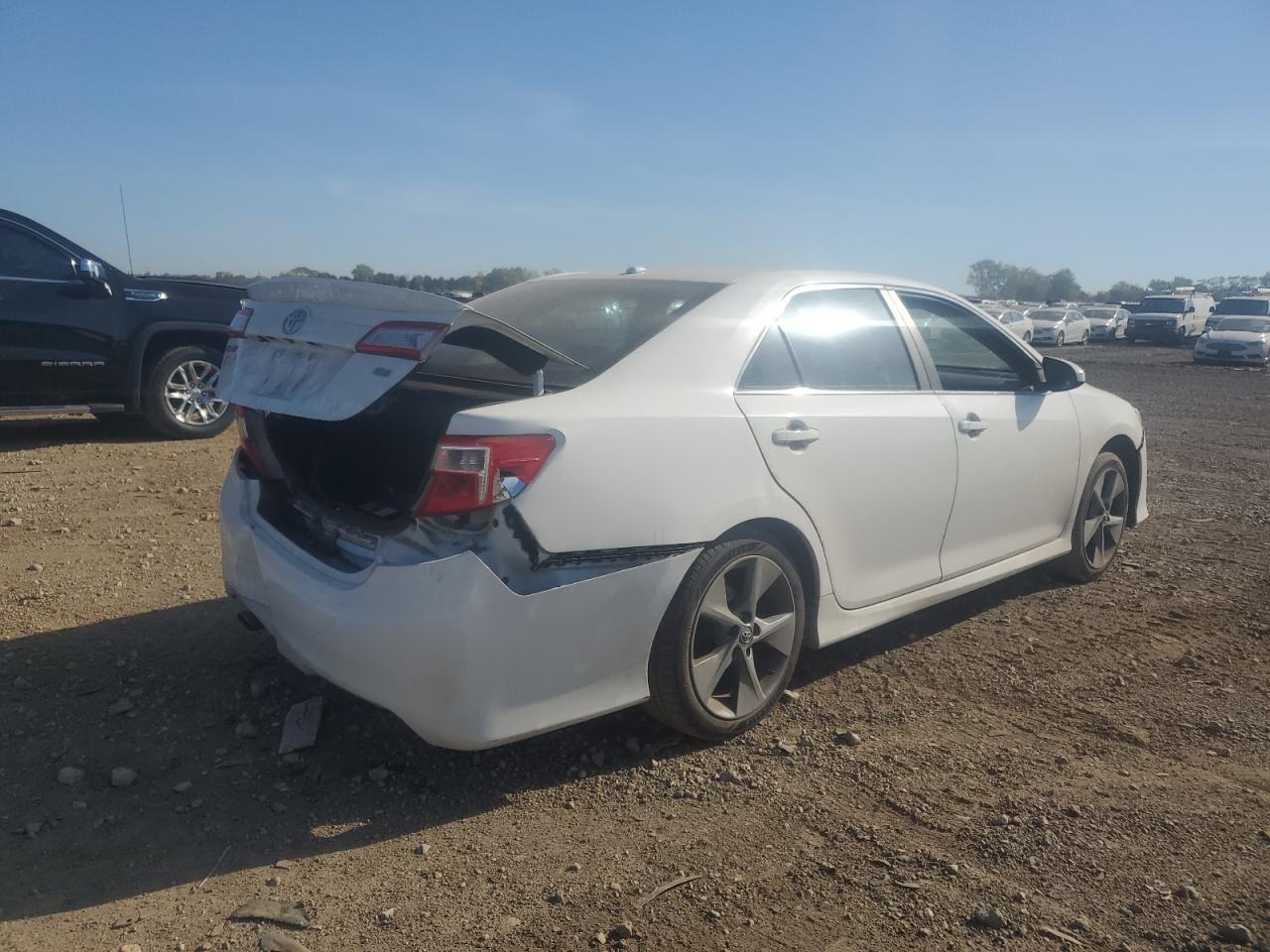 2012 TOYOTA CAMRY