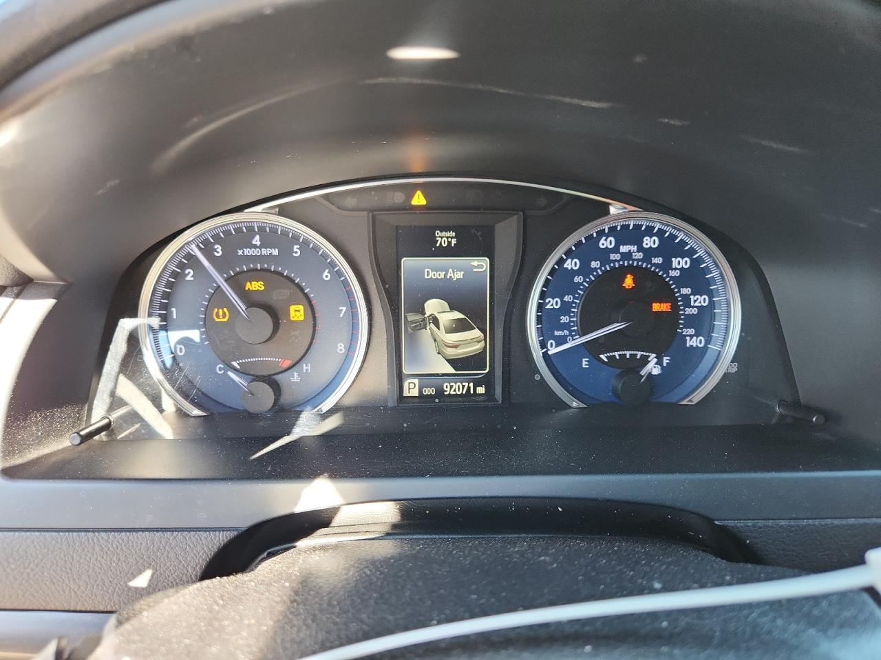 2016 TOYOTA CAMRY