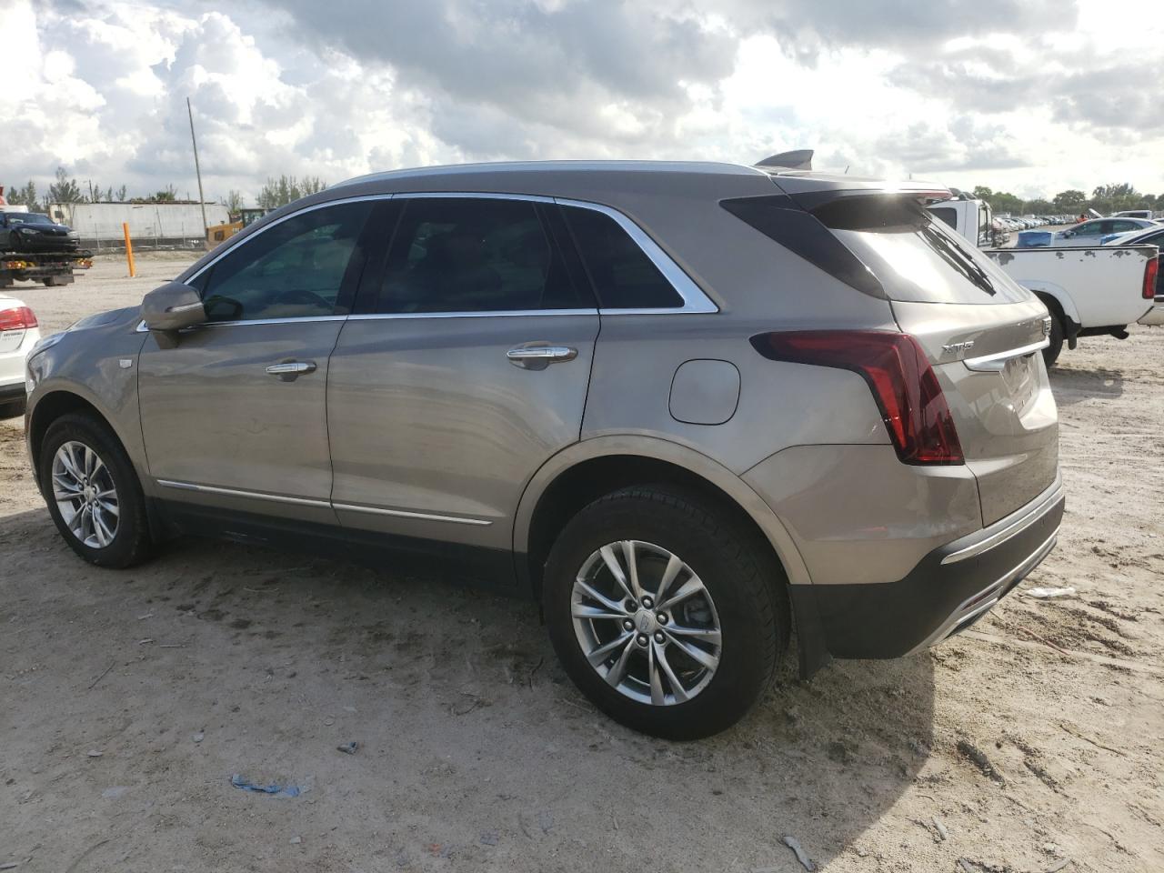 2022 CADILLAC XT5