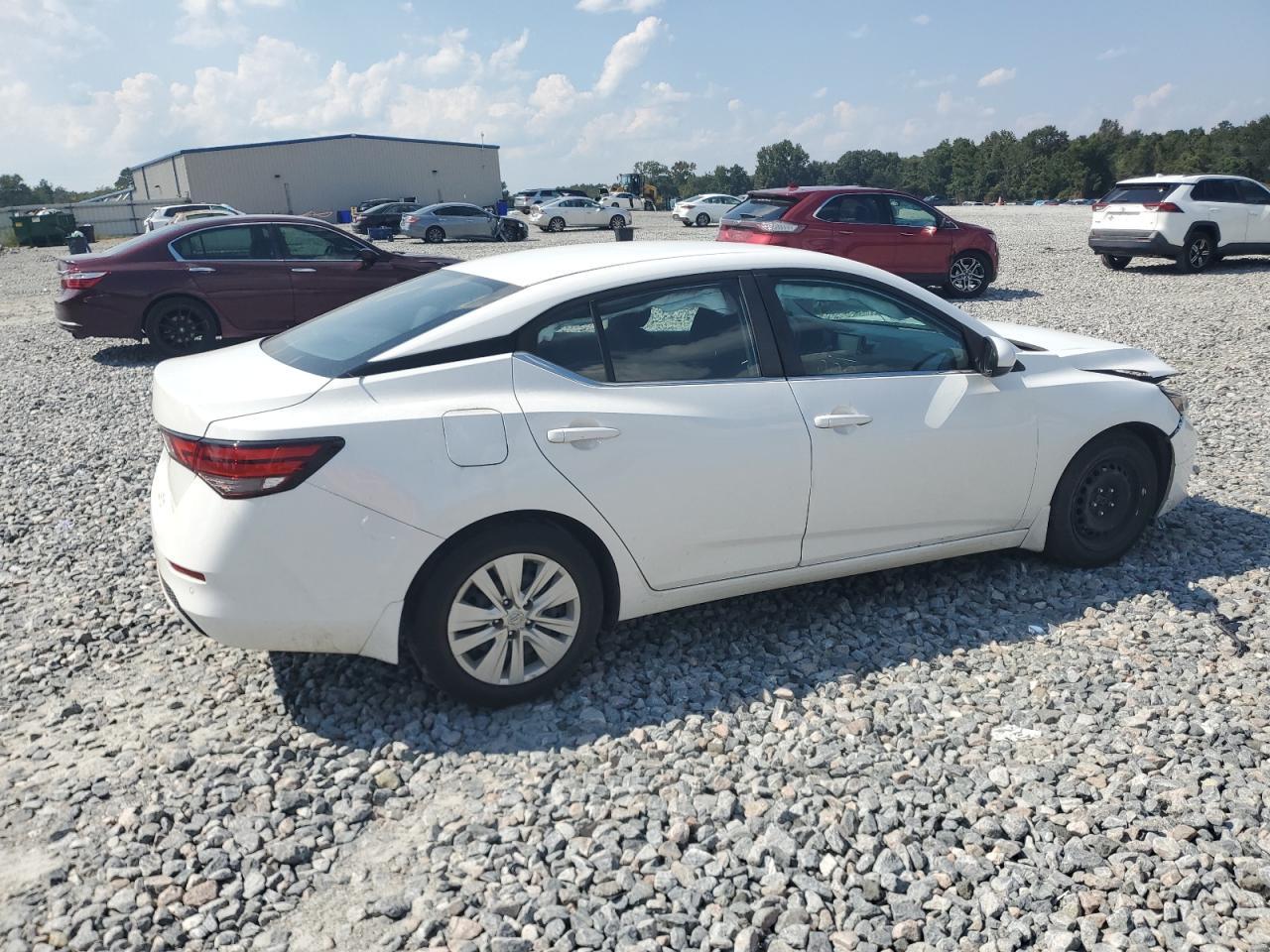 2022 NISSAN SENTRA