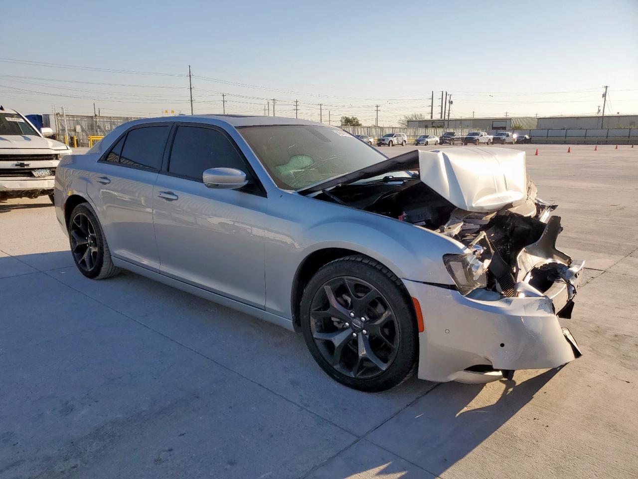 2022 CHRYSLER 300