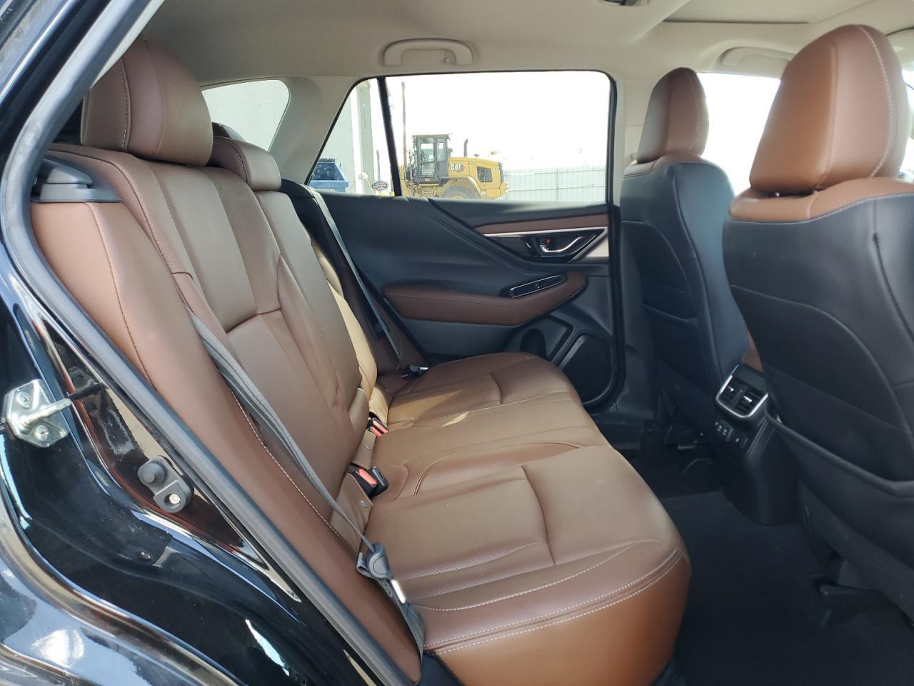 2020 SUBARU Outback