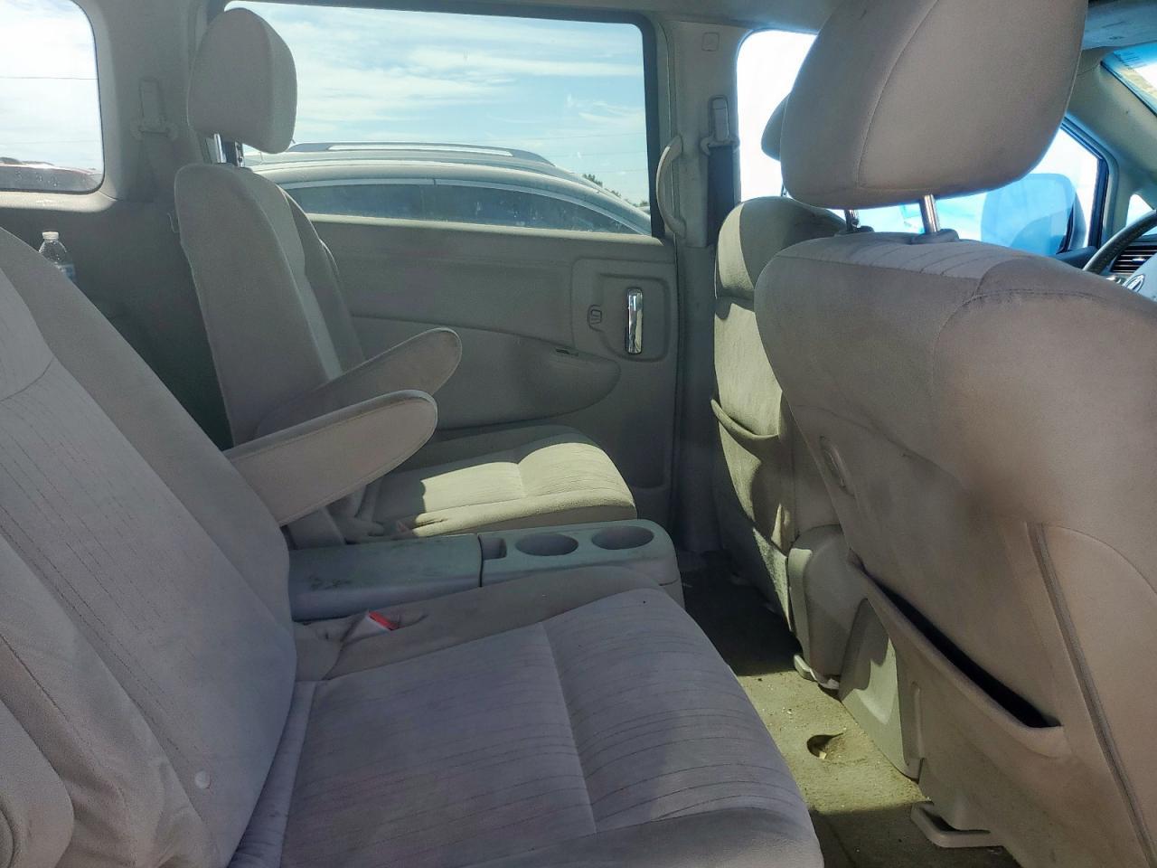 2017 NISSAN Quest