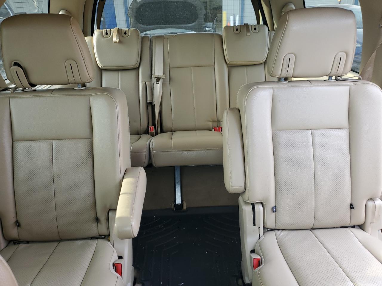 2010 FORD Expedition