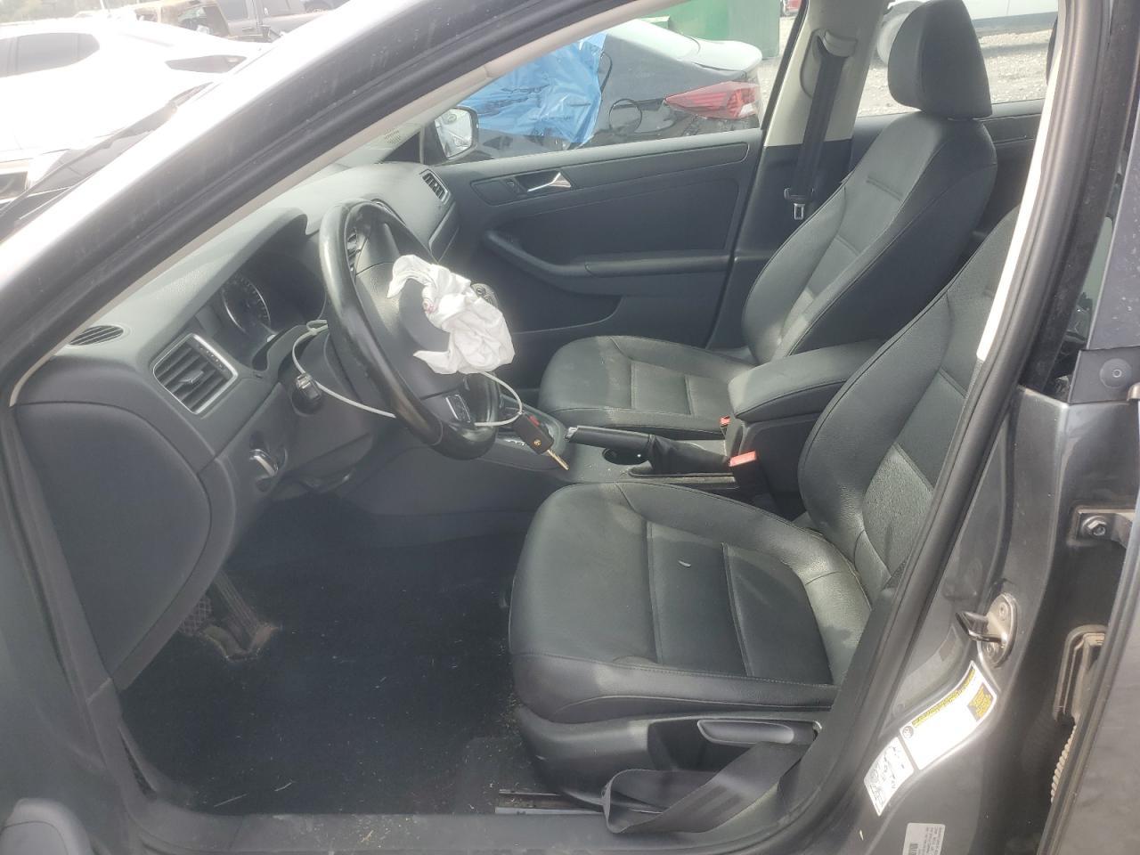 2012 VOLKSWAGEN JETTA