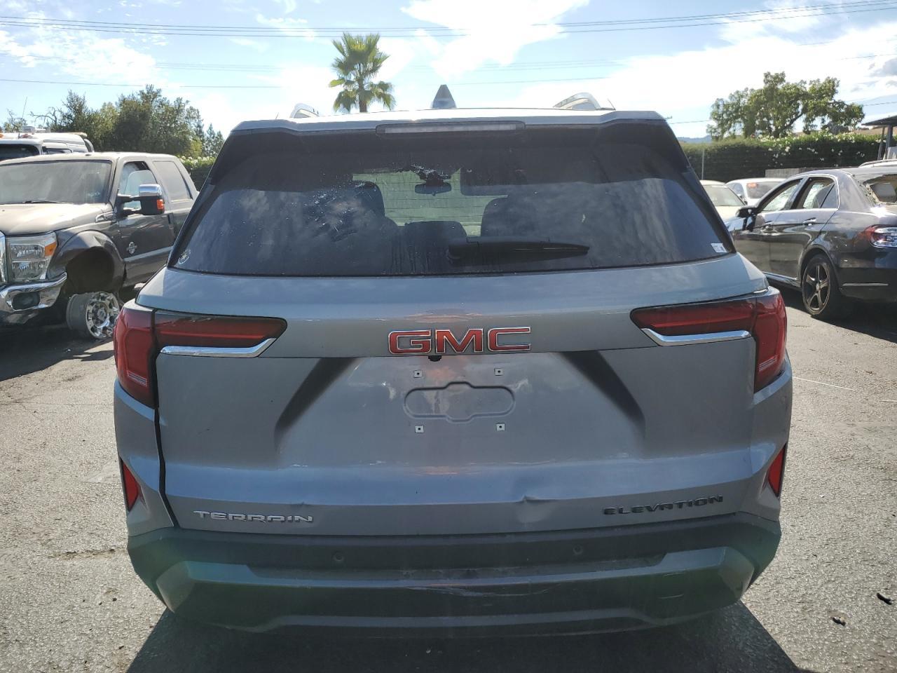 2025 GMC Terrain