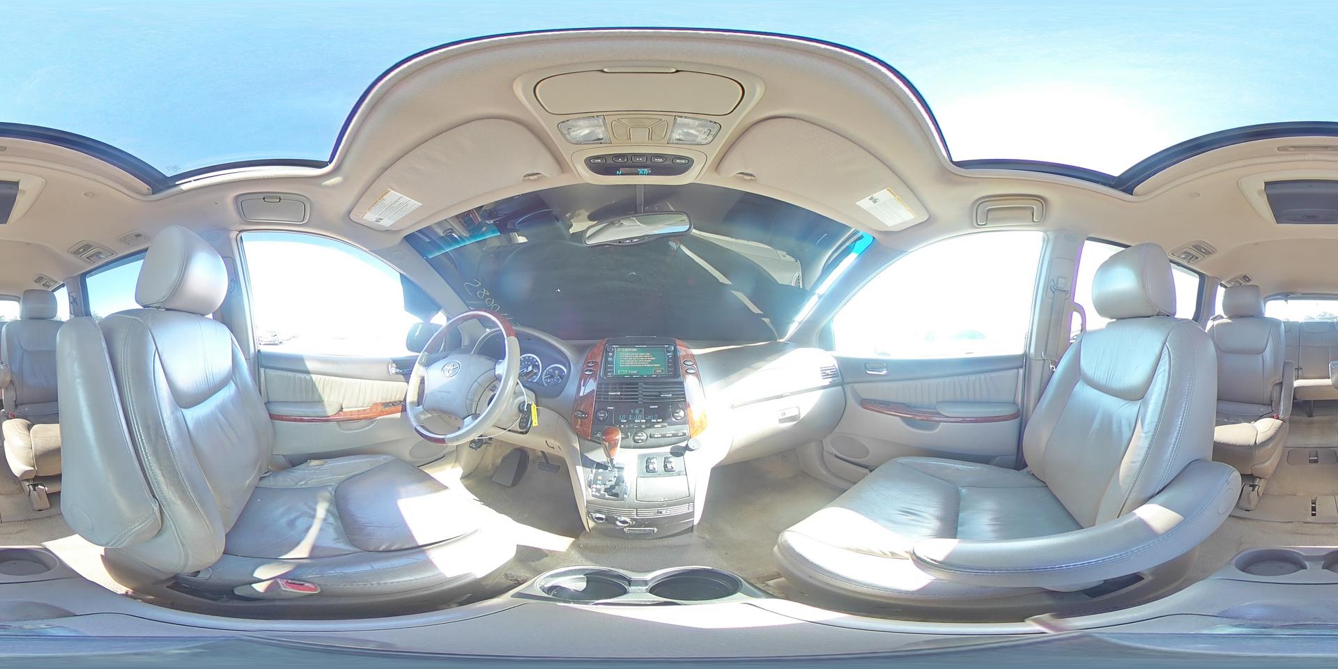 2005 TOYOTA SIENNA