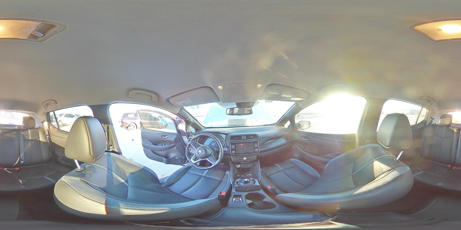 2019 NISSAN LEAF