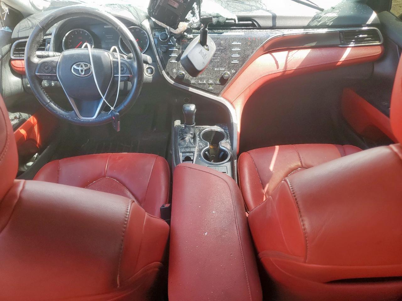 2020 TOYOTA CAMRY
