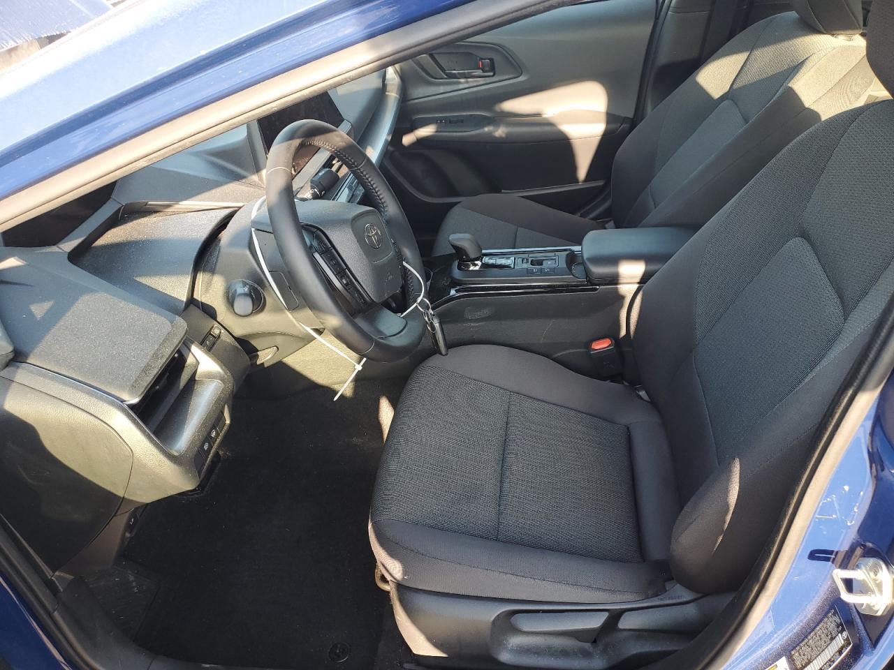 2024 TOYOTA PRIUS