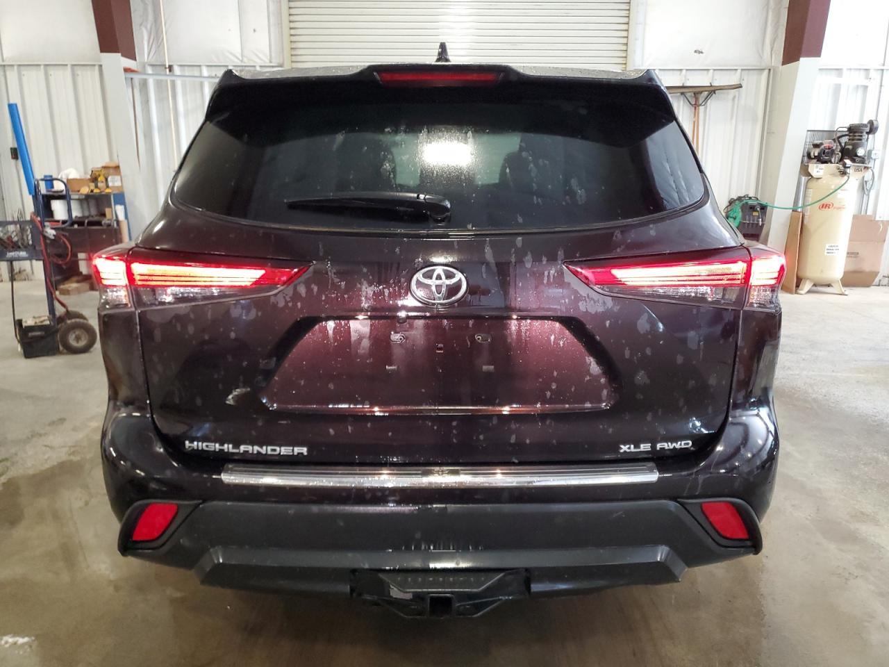 2022 TOYOTA HIGHLANDER