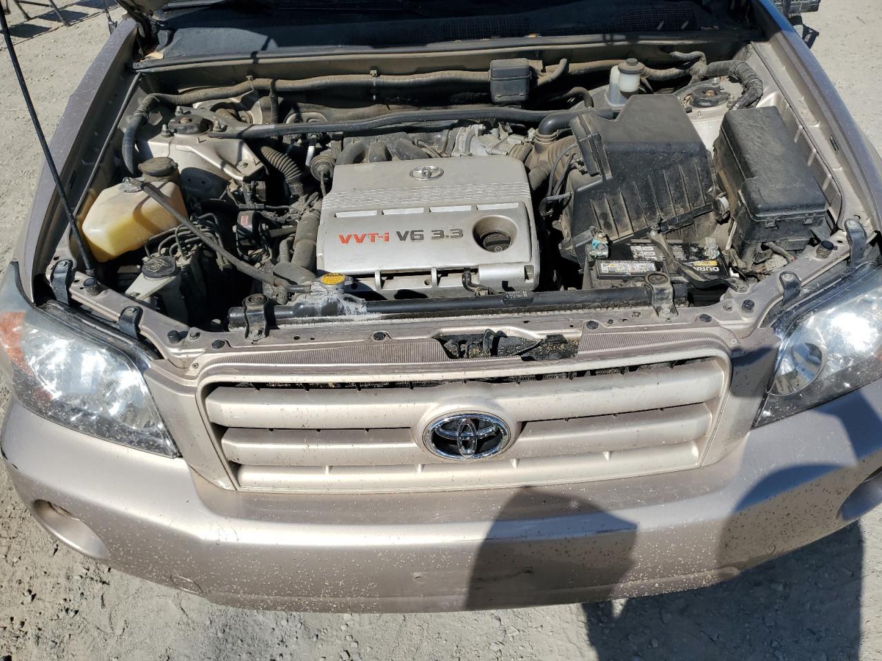2005 TOYOTA HIGHLANDER