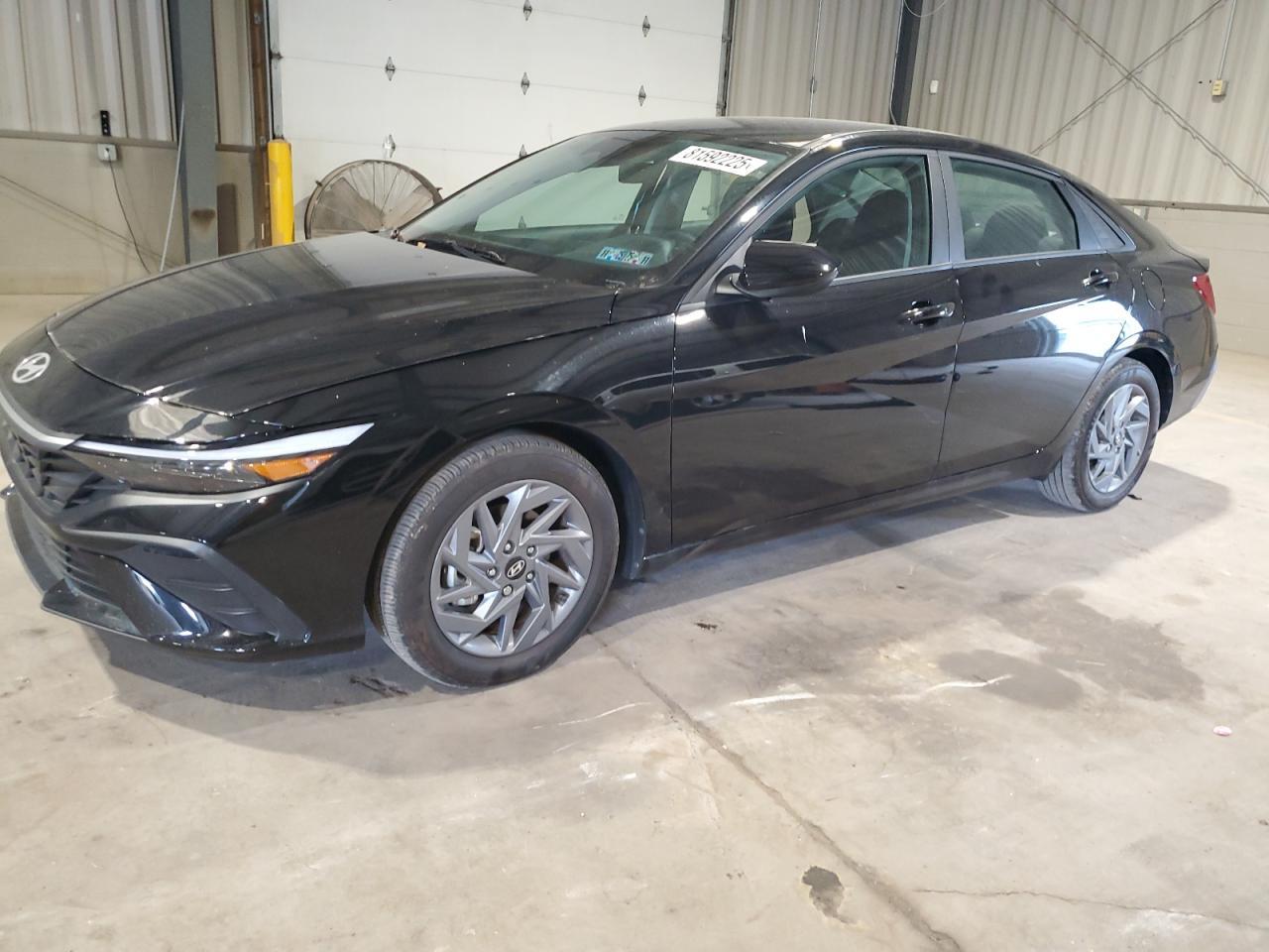 2024 HYUNDAI ELANTRA