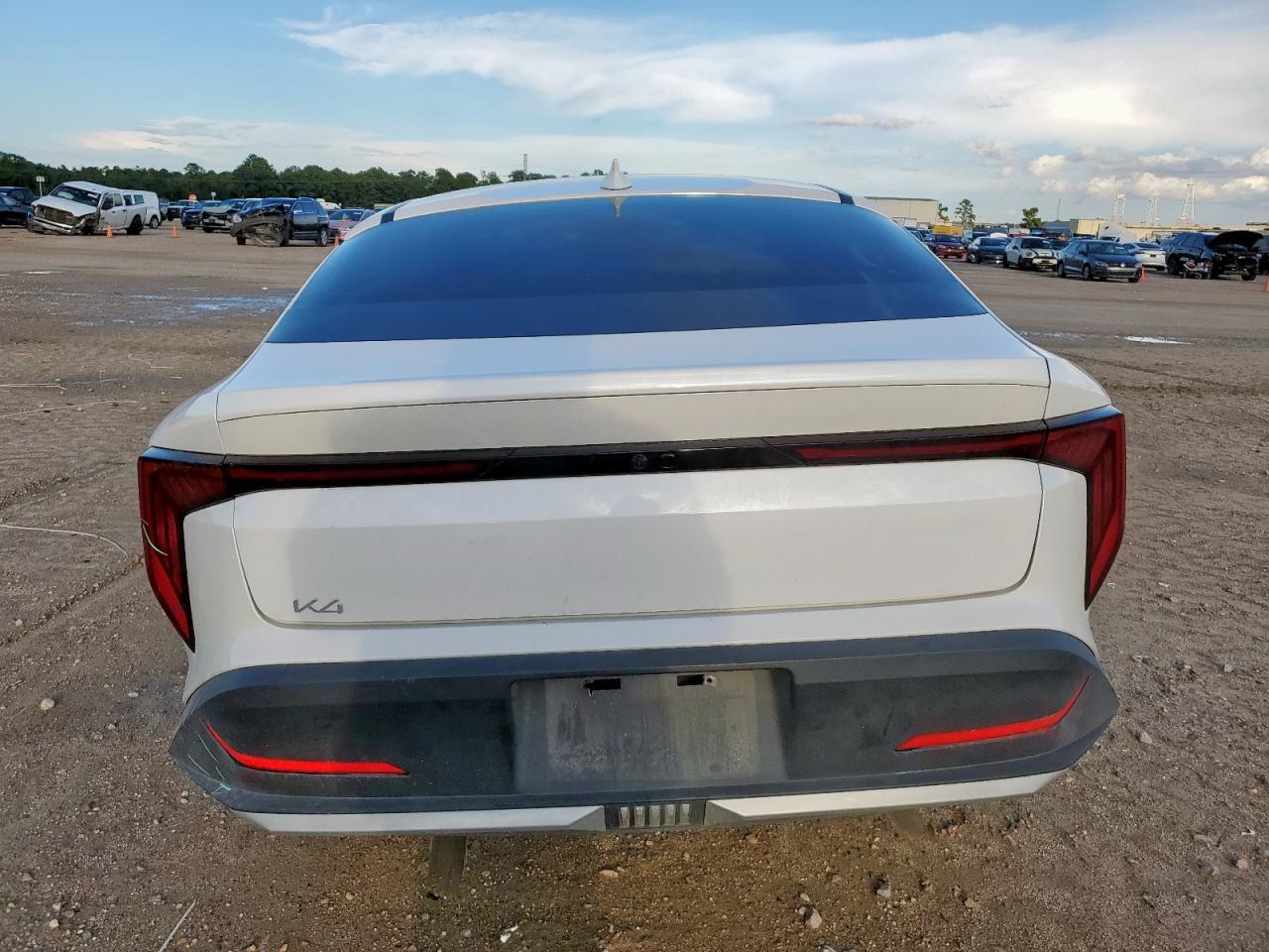 2025 KIA K4