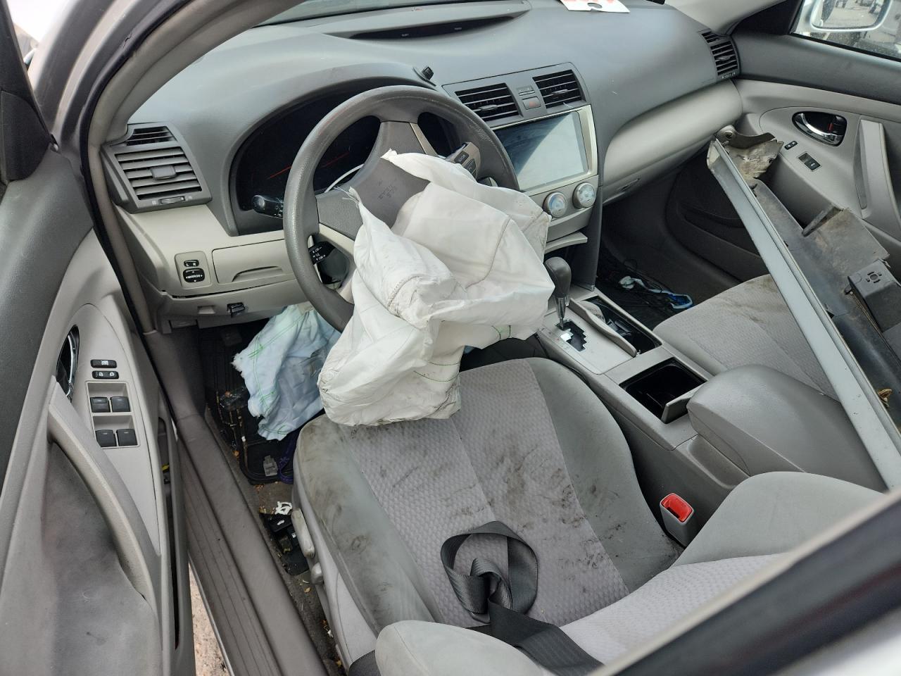 2011 TOYOTA CAMRY