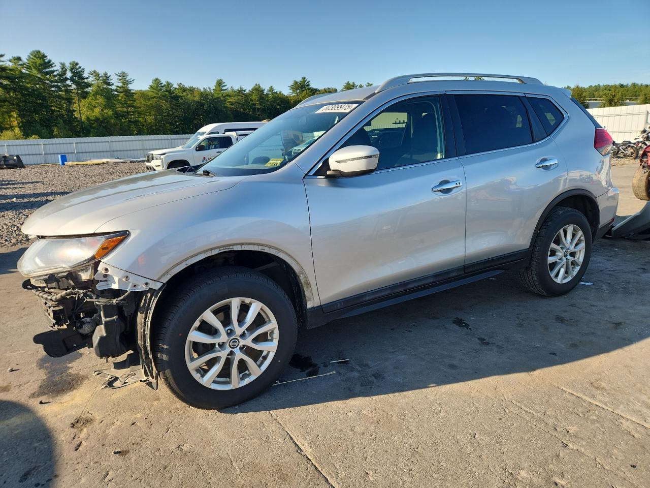 2017 NISSAN ROGUE