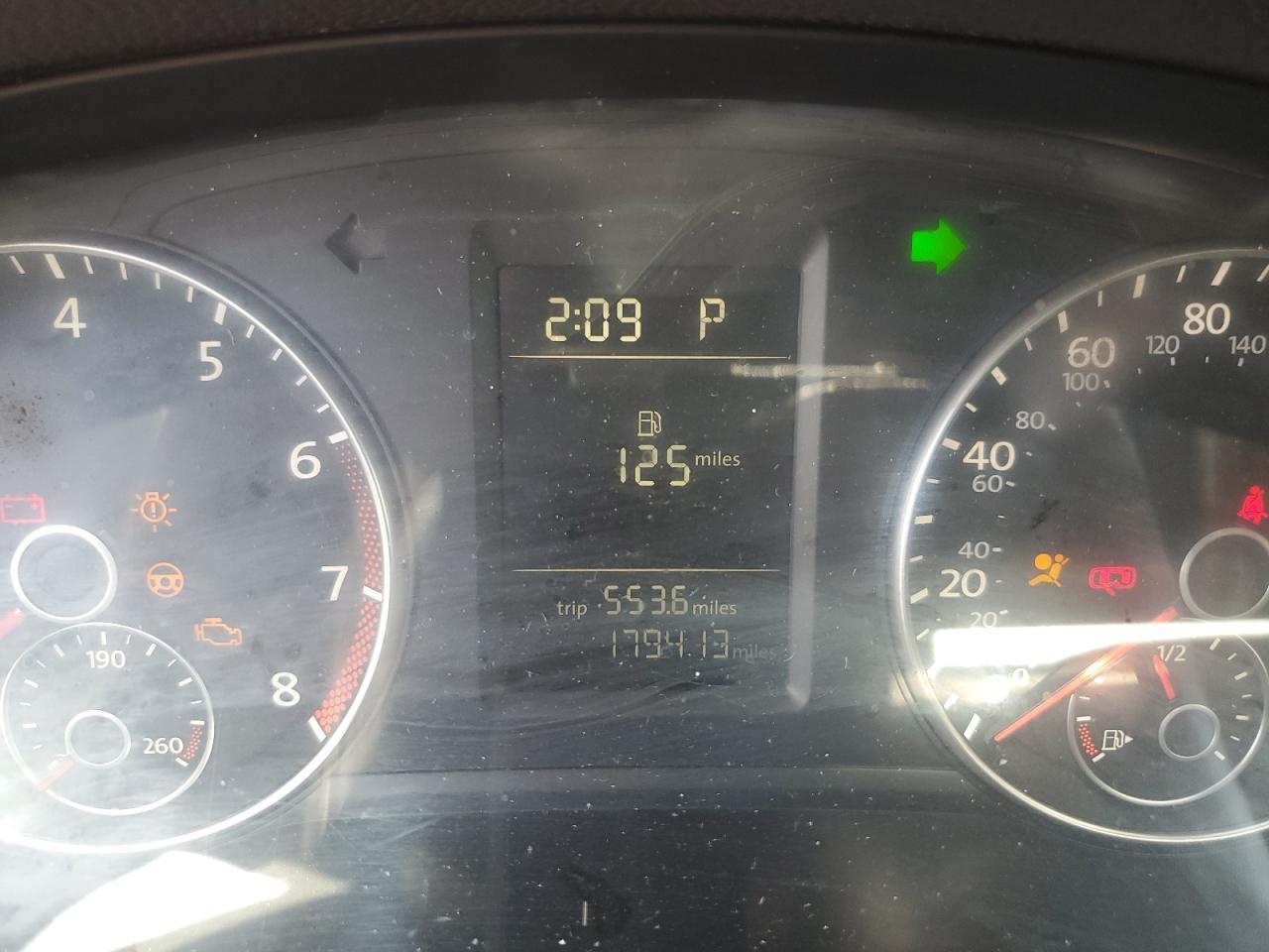 2015 VOLKSWAGEN Passat