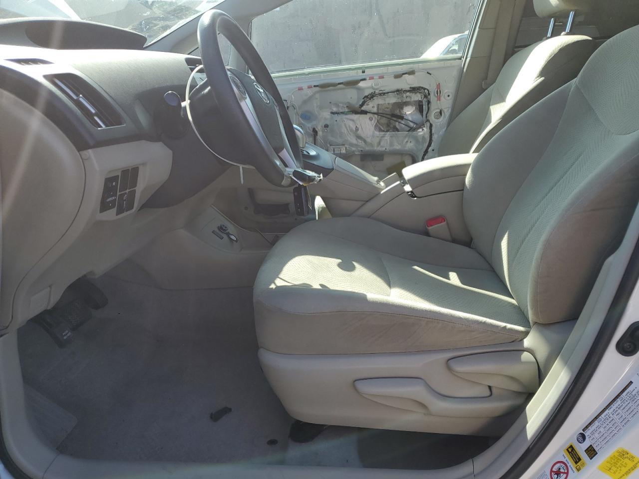 2011 TOYOTA PRIUS