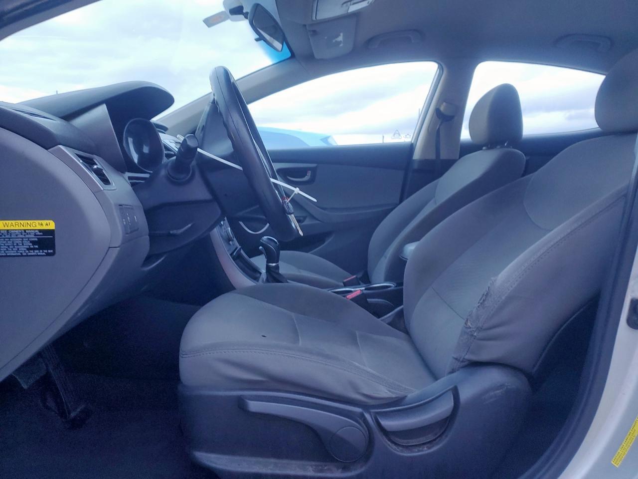 2016 HYUNDAI ELANTRA