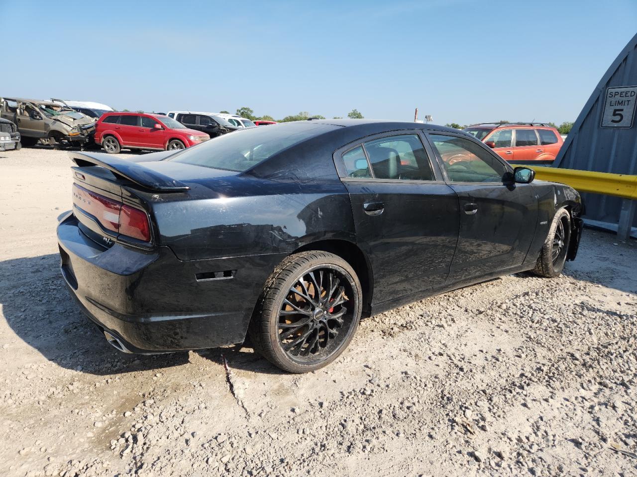 2013 DODGE CHARGER