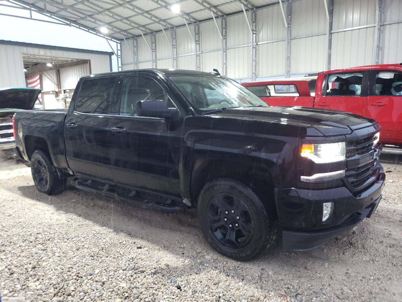 2018 CHEVROLET Silverado