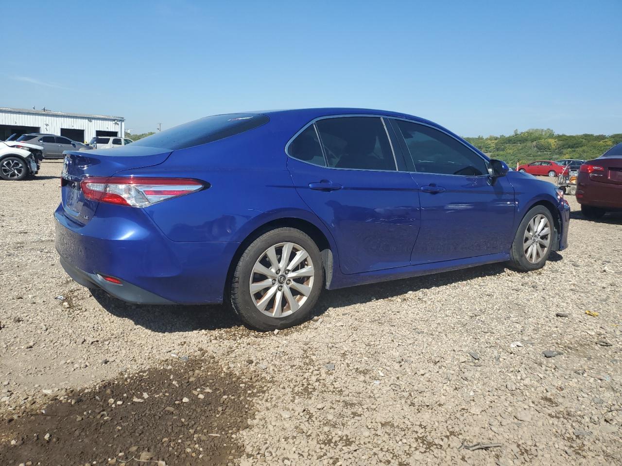 2018 TOYOTA CAMRY