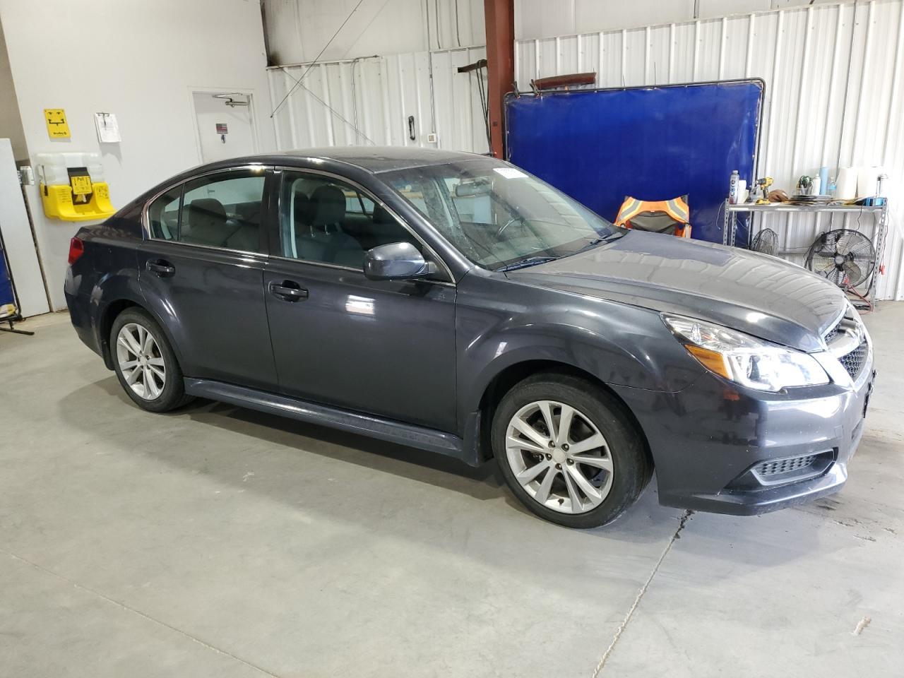 2013 SUBARU Legacy