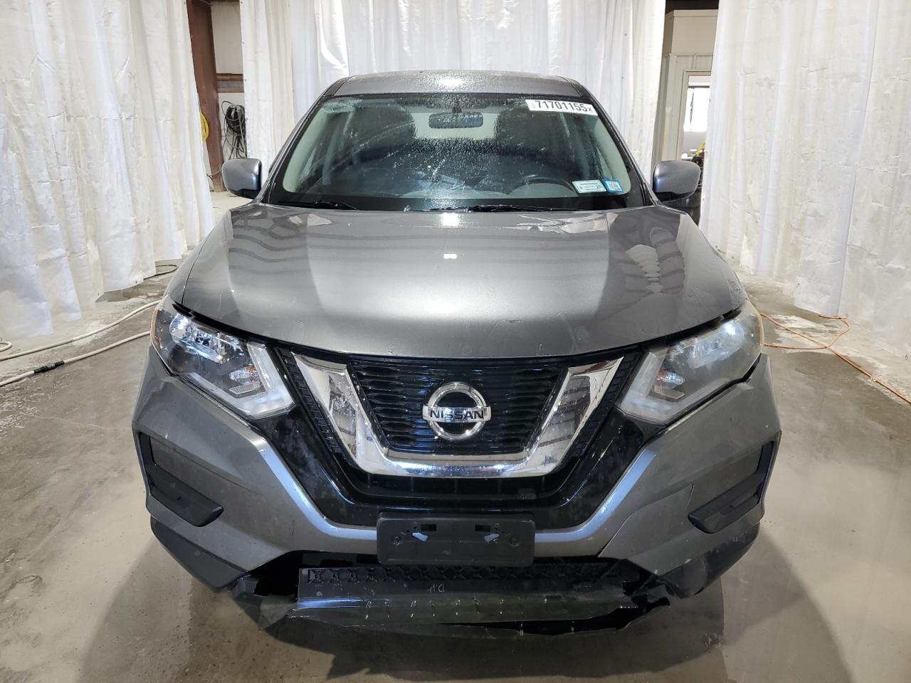 2017 NISSAN ROGUE