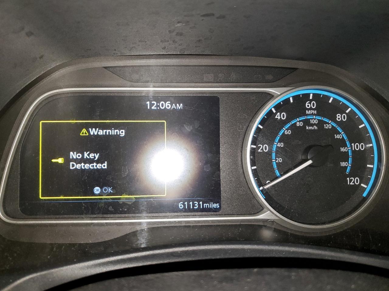 2021 NISSAN LEAF