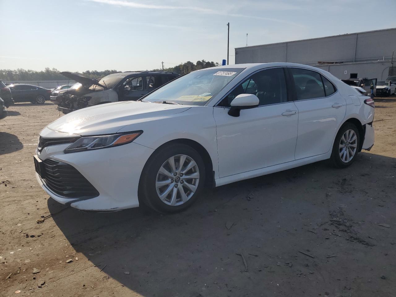 2018 TOYOTA CAMRY