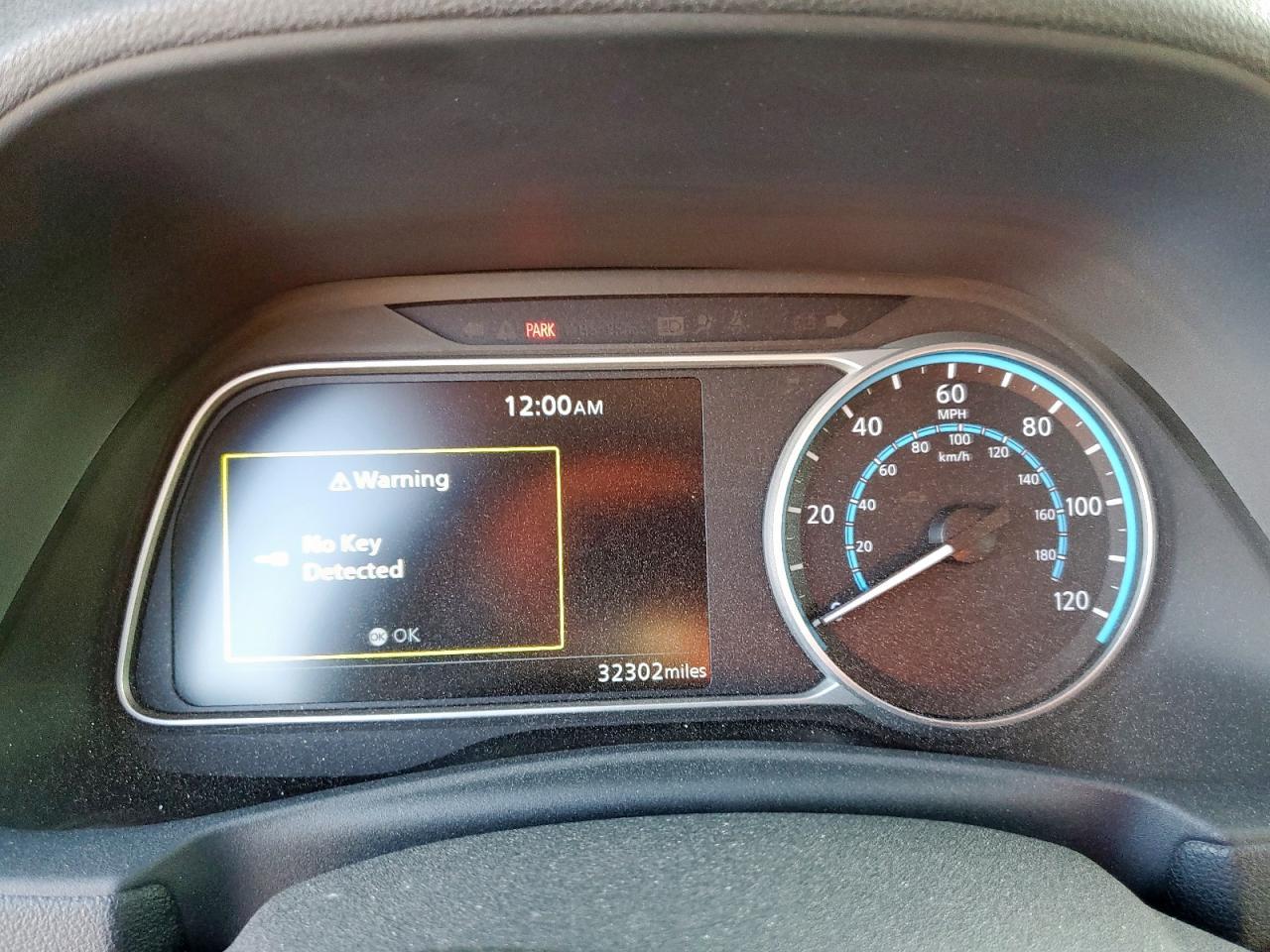 2019 NISSAN LEAF