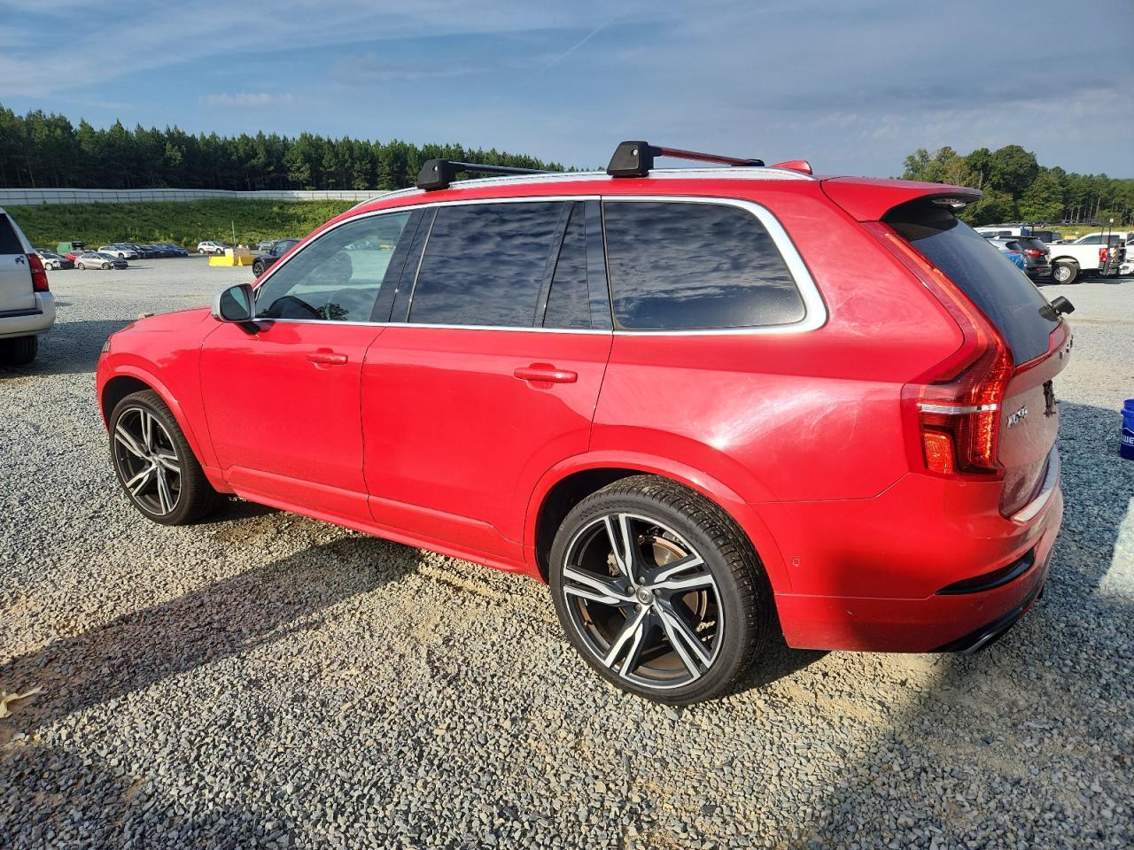 2016 VOLVO XC90
