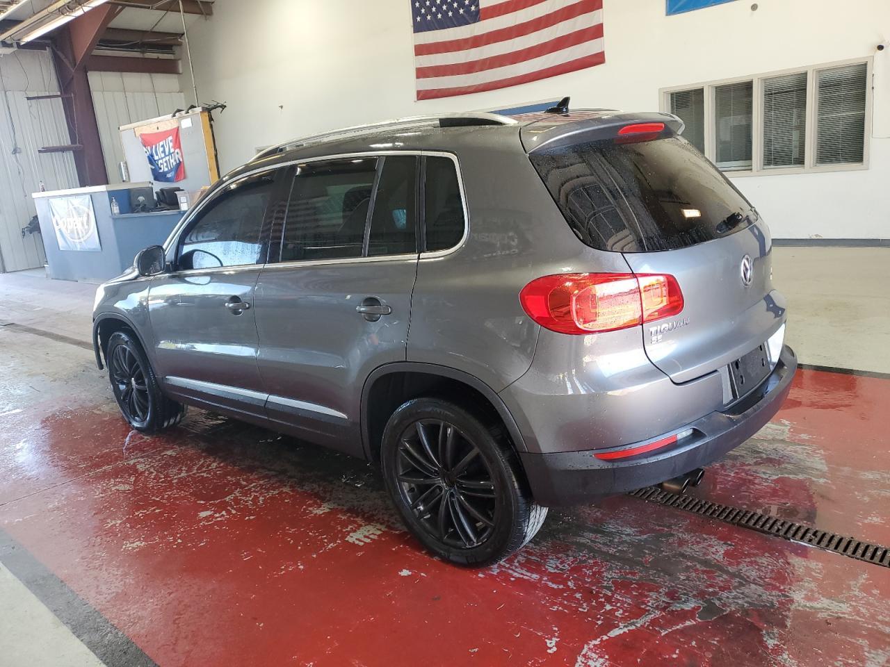 2016 VOLKSWAGEN TIGUAN