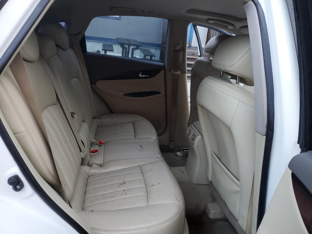 2010 INFINITI EX35