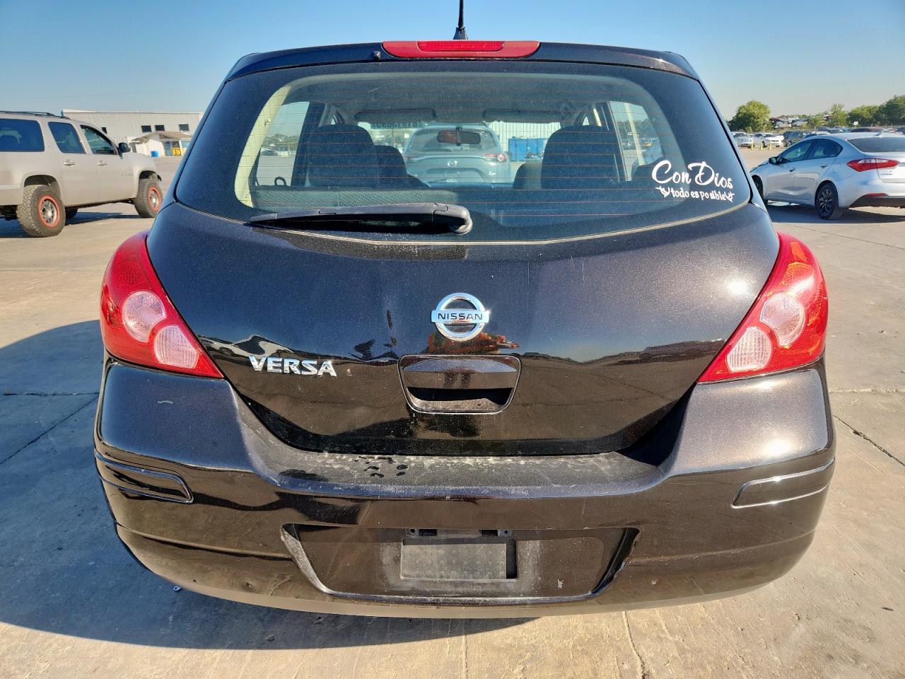 2012 NISSAN VERSA
