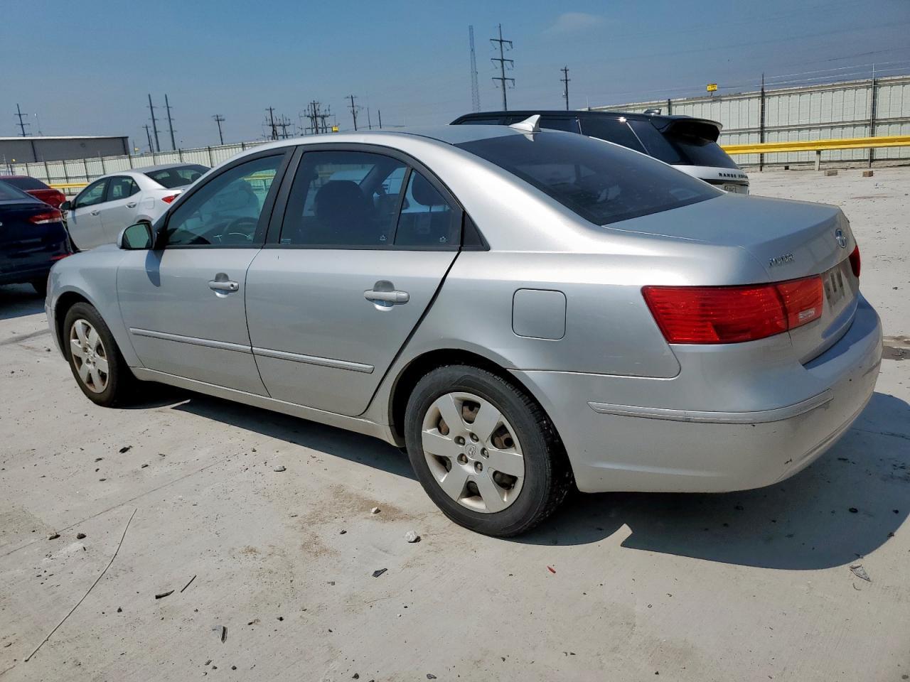 2010 HYUNDAI SONATA