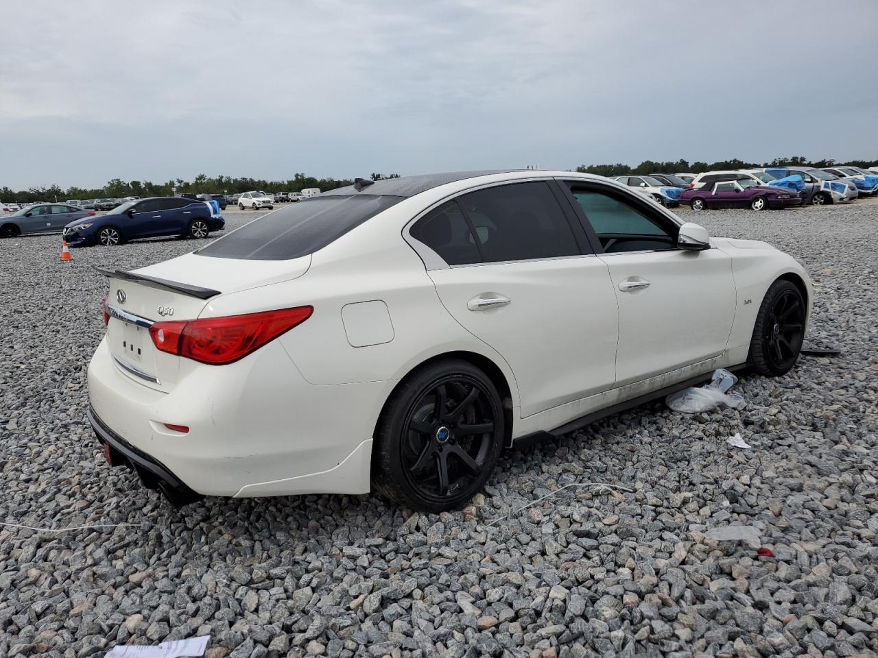 2017 INFINITI Q50