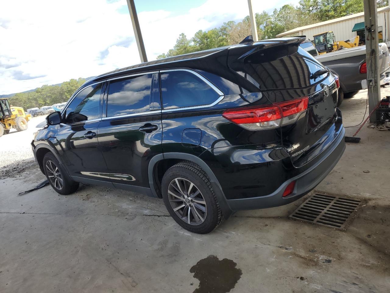 2019 TOYOTA HIGHLANDER