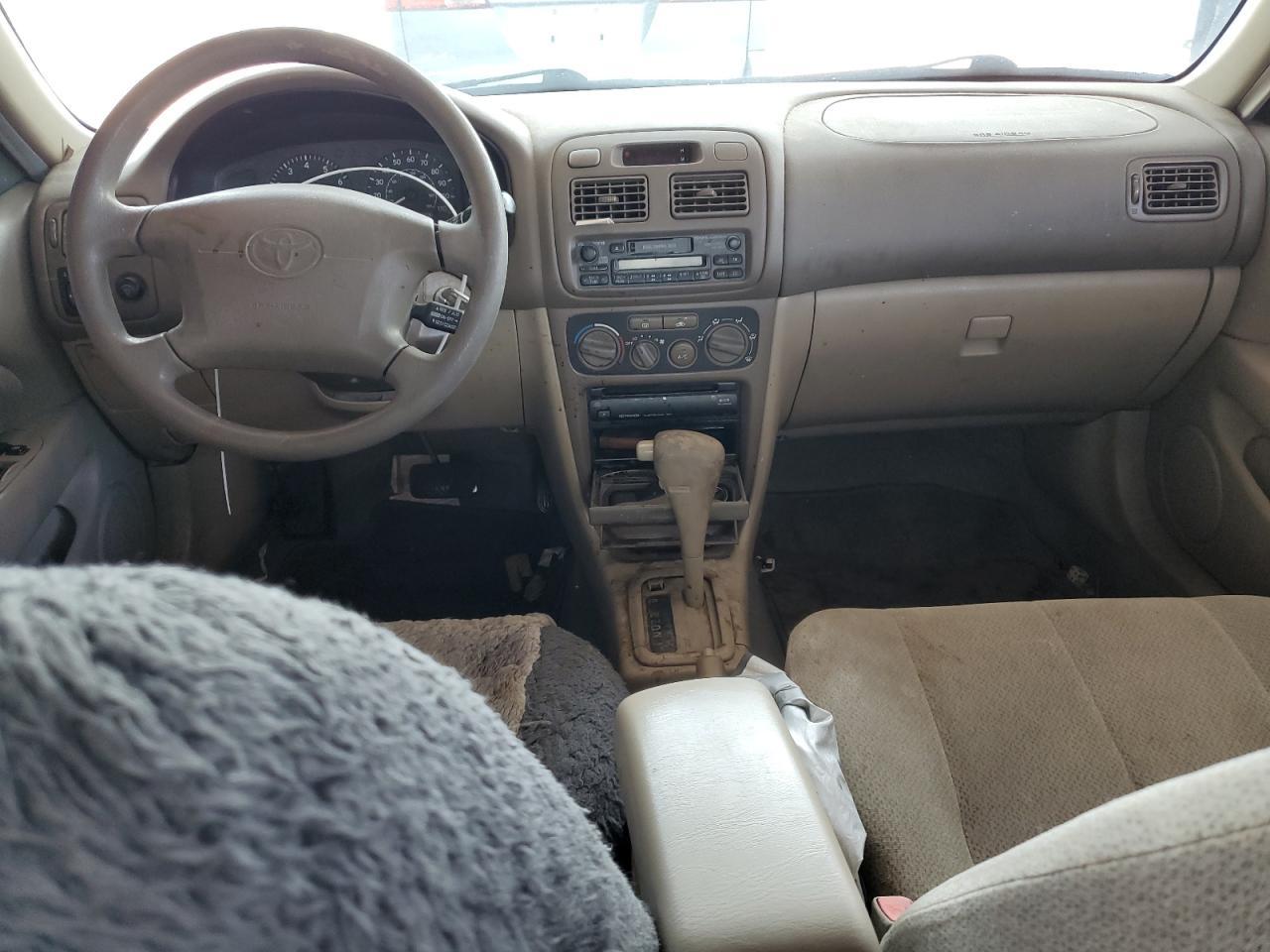 2002 TOYOTA COROLLA